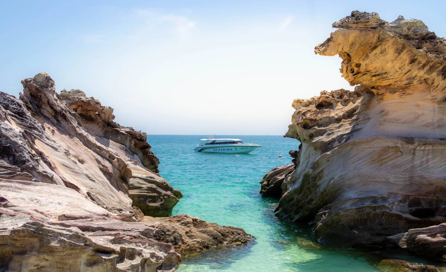 Три острова Кай, Кай Нок, Кай Най 1