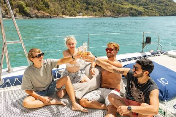 Экскурсия на Райские и Коралловые острова VIP яхта OMBRE 4