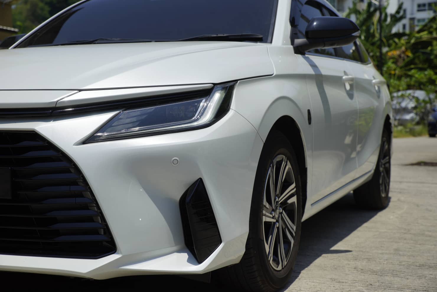 Toyota Yaris Ativ Premium Luxury 1