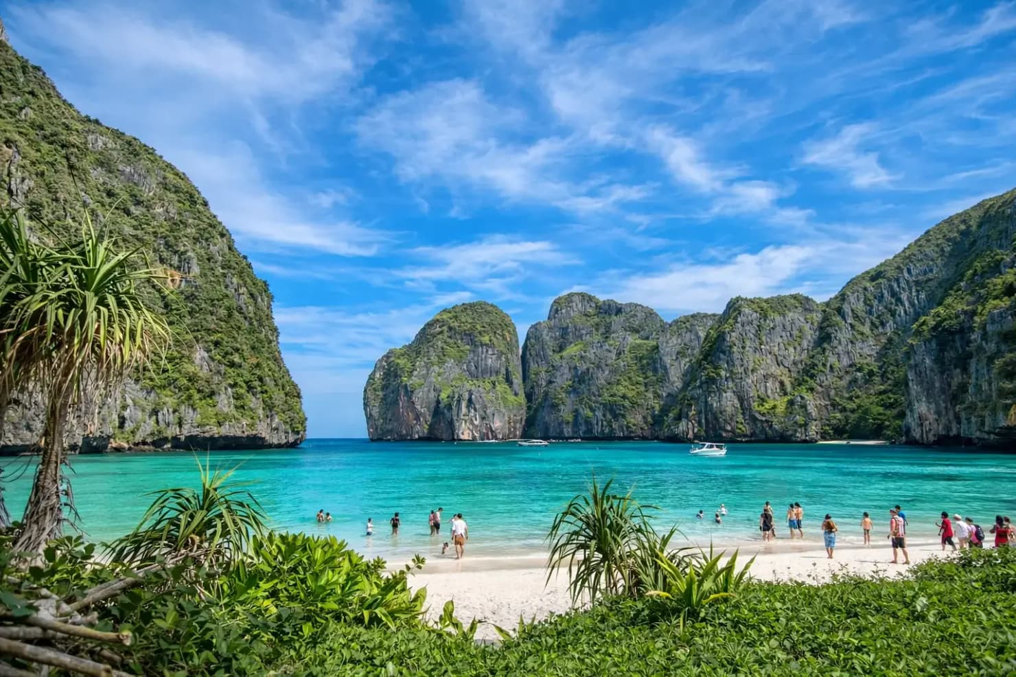 Острова Пхи-Пхи в Андаманском море — морская экскурсия с Пхукета