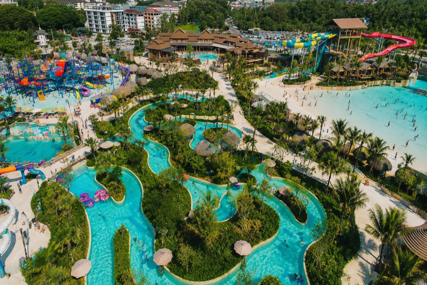 Аэрофото горок Andamanda Phuket — аквапарк Пхукет