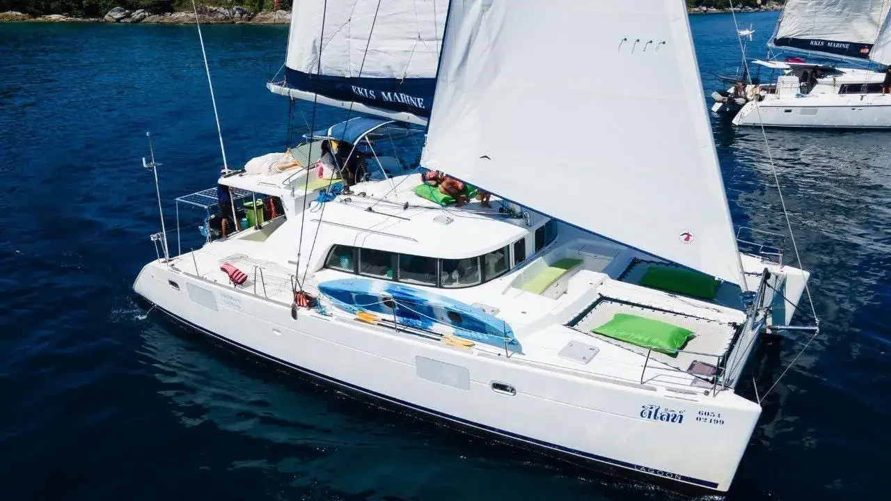 Аренда катамарана Lagoon 440 (Lemon) 2