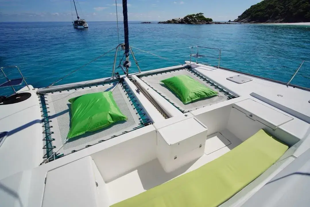 Аренда катамарана Lagoon 440 (Lemon) 4