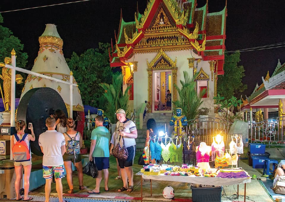 Ночной рынок Karon Temple Market на Пхукете