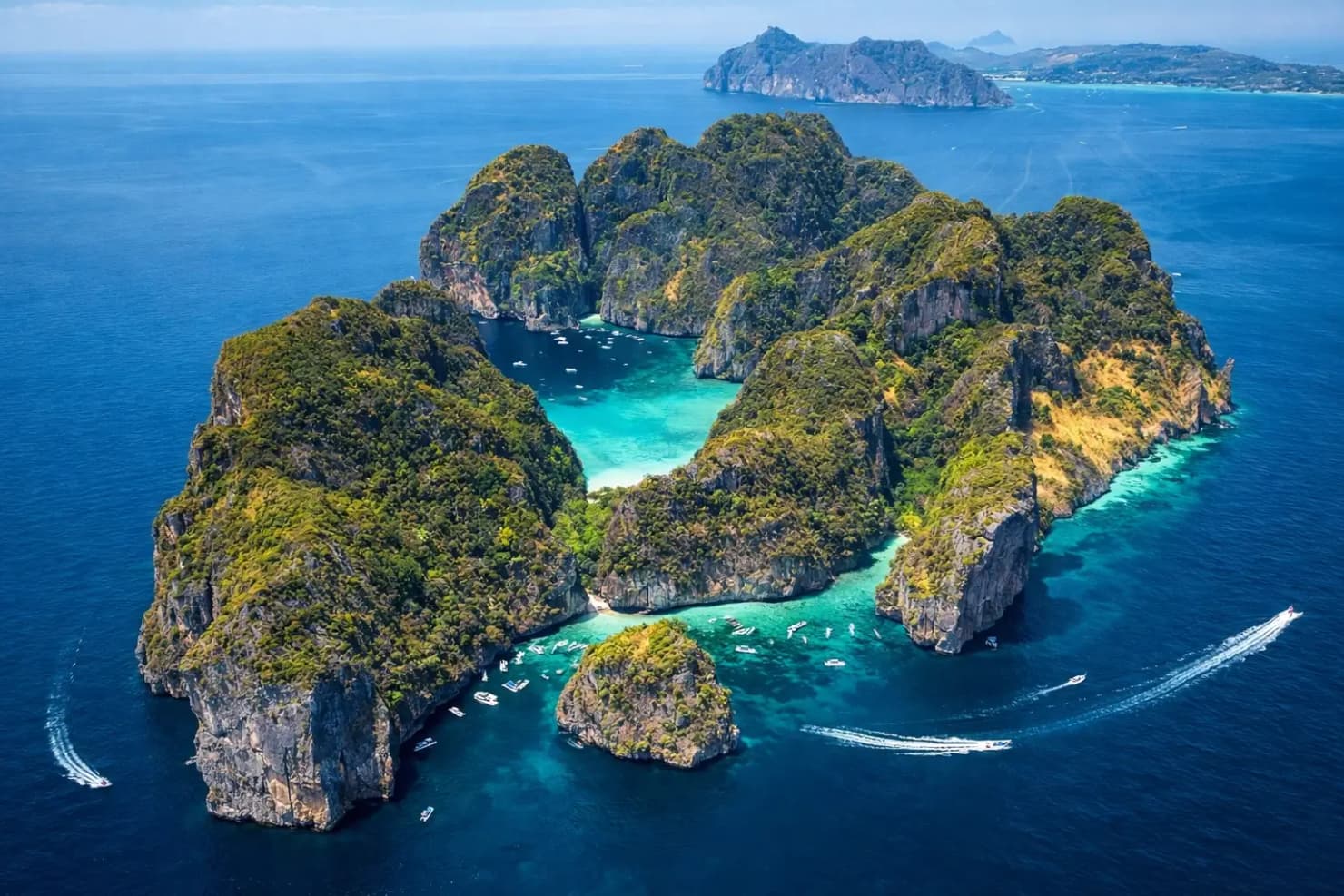 Острова Пхи-Пхи в Андаманском море — экскурсия с Пхукета