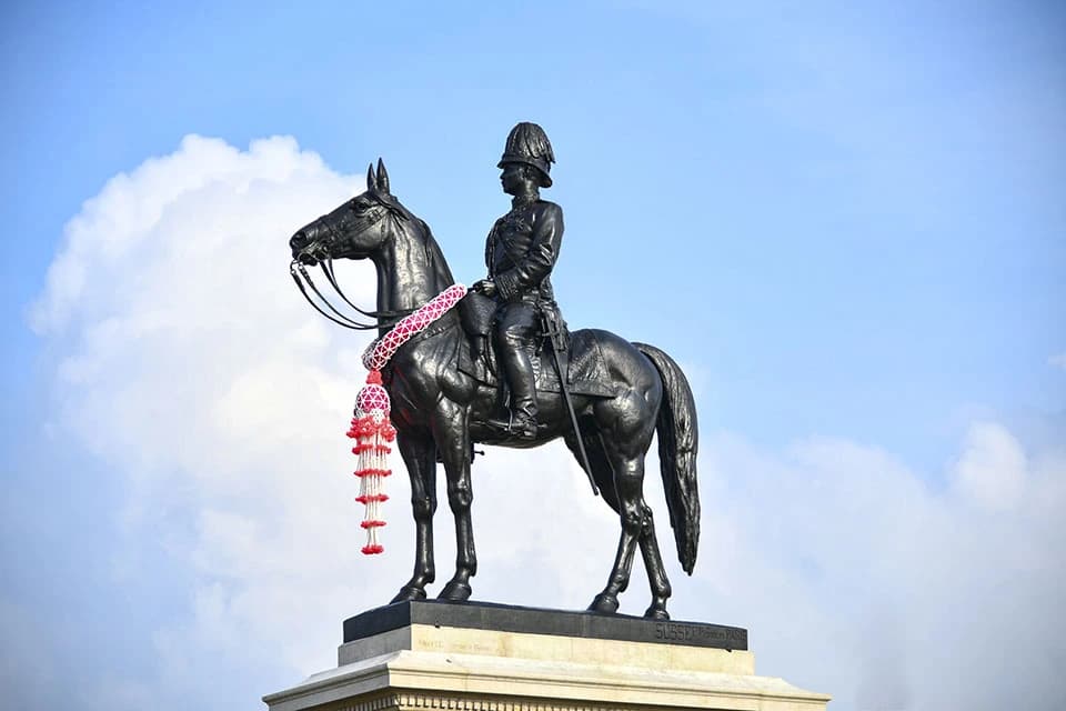 Праздники и фестивали на Пхукете в октябре — День рождения короля