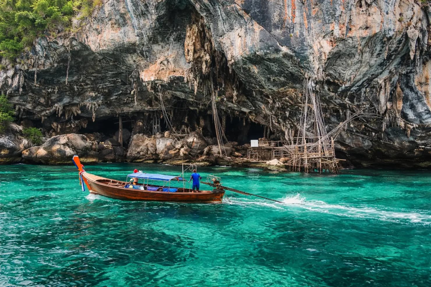Пещера Викингов на острове Пхи-Пхи Лей