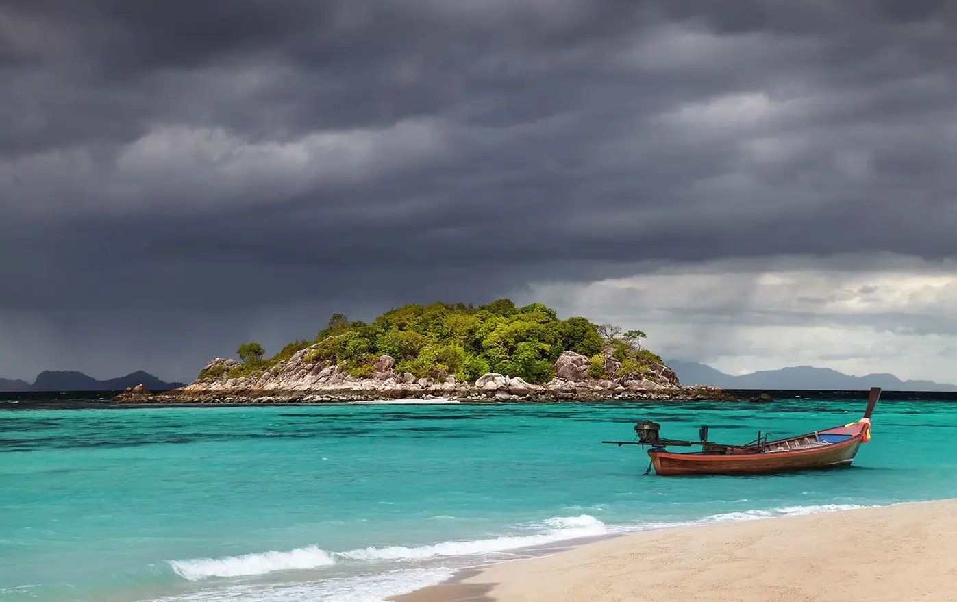 Что делать в дождь на Пхукете: лучшие развлечения и советы Что делать в дождь на Пхукете: лучшие развлечения и советы